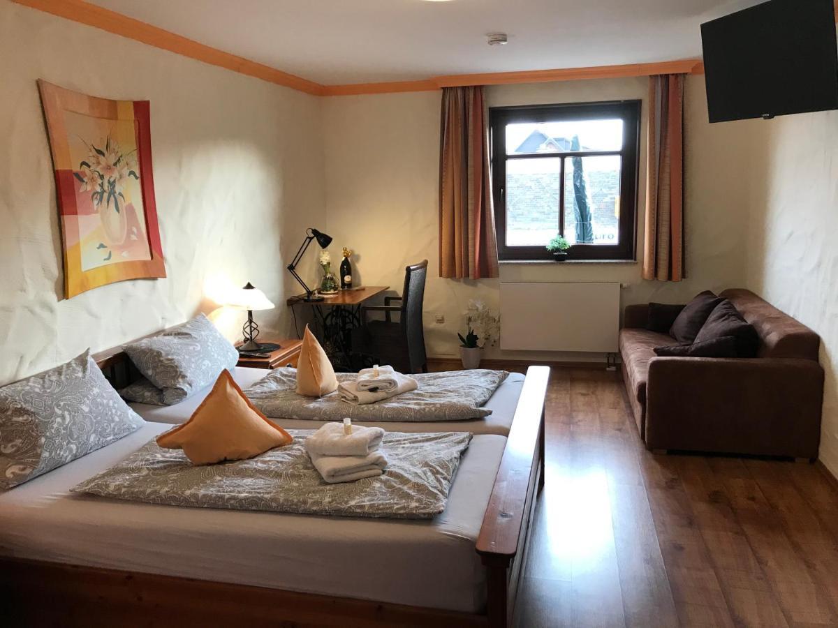 Landhotel Lindenhof Grevenbroich Eksteriør bilde